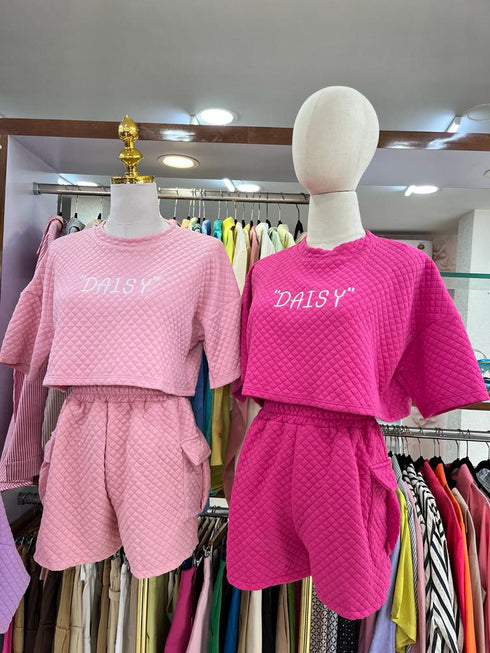 MODERN GRIL Round Neck Crop Top With Short Sets